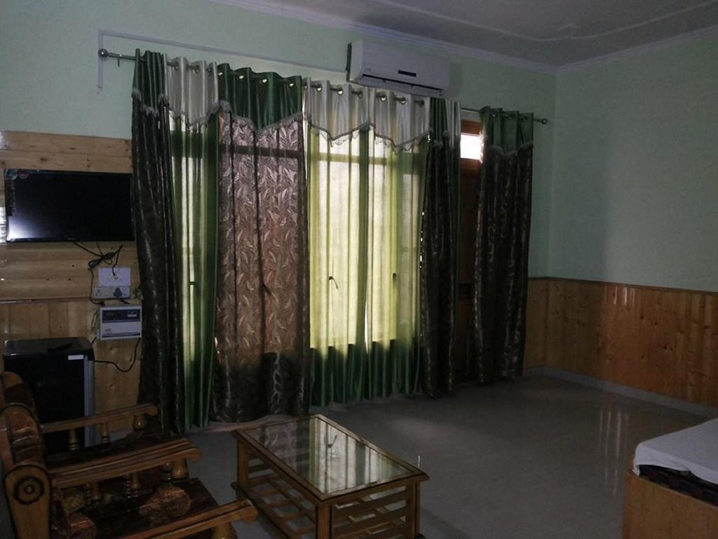 Himgiri Resort Nagchala Eksteriør bilde